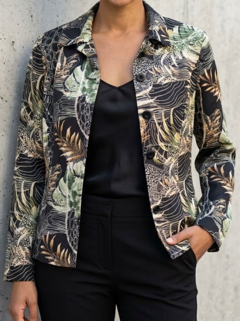 Vintage Silkland 100% Silk Animal Tropical Print Blazer Size 10 Artsy Mob Wife